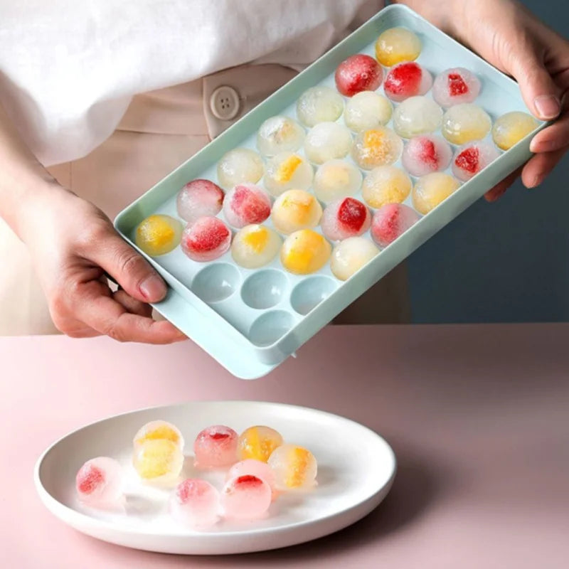 Ice tray - balls